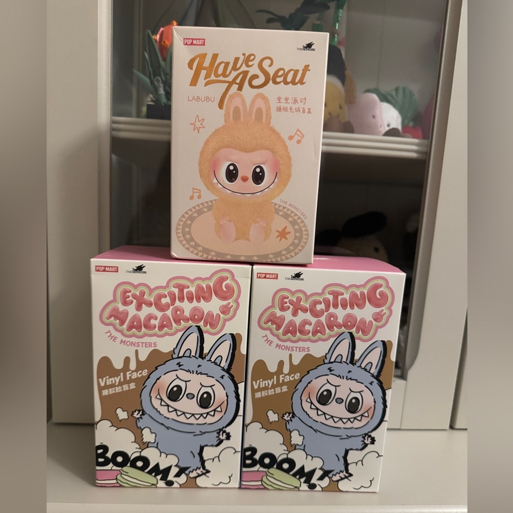 BRAND NEW HAVE A SEAT LABUBU